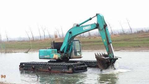 武漢水陸挖掘機(jī)出租